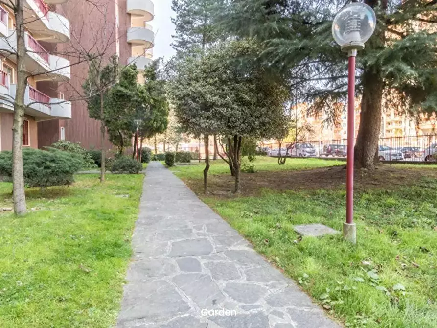 Immagine 22 di Camera in affitto  in Via Guido Guarini Matteucci1 a Milano