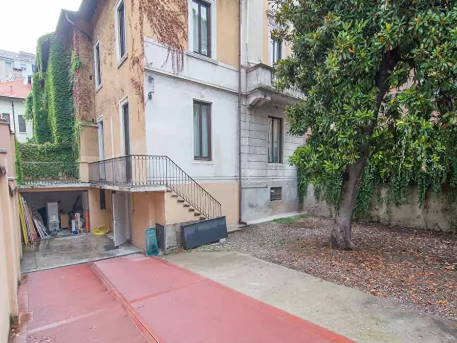 Immagine 59 di Camera in affitto  in Via Comelico8 a Milano