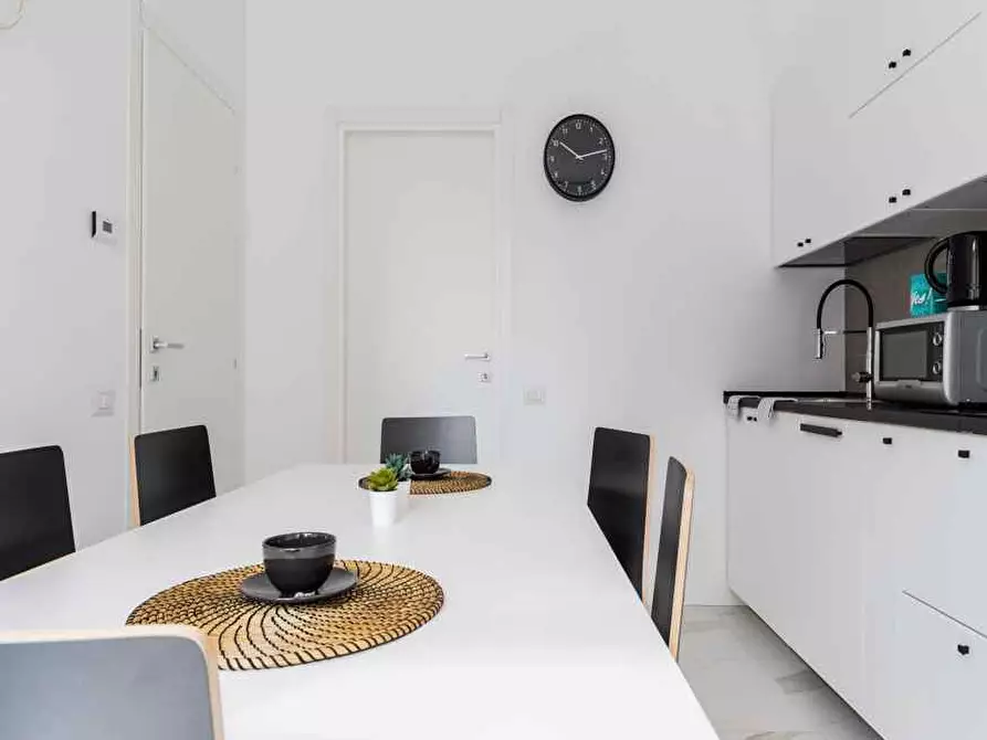 Immagine 22 di Camera in affitto  in Viale Bligny28 a Milano