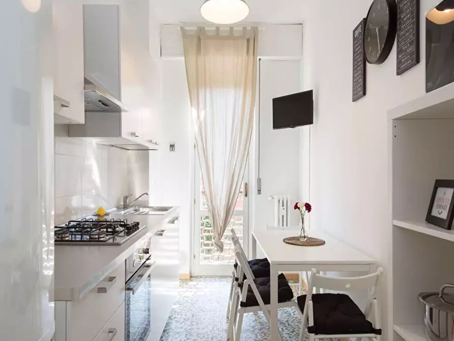 Immagine 25 di Camera in affitto  in Via dei Mandorli6 a Buccinasco