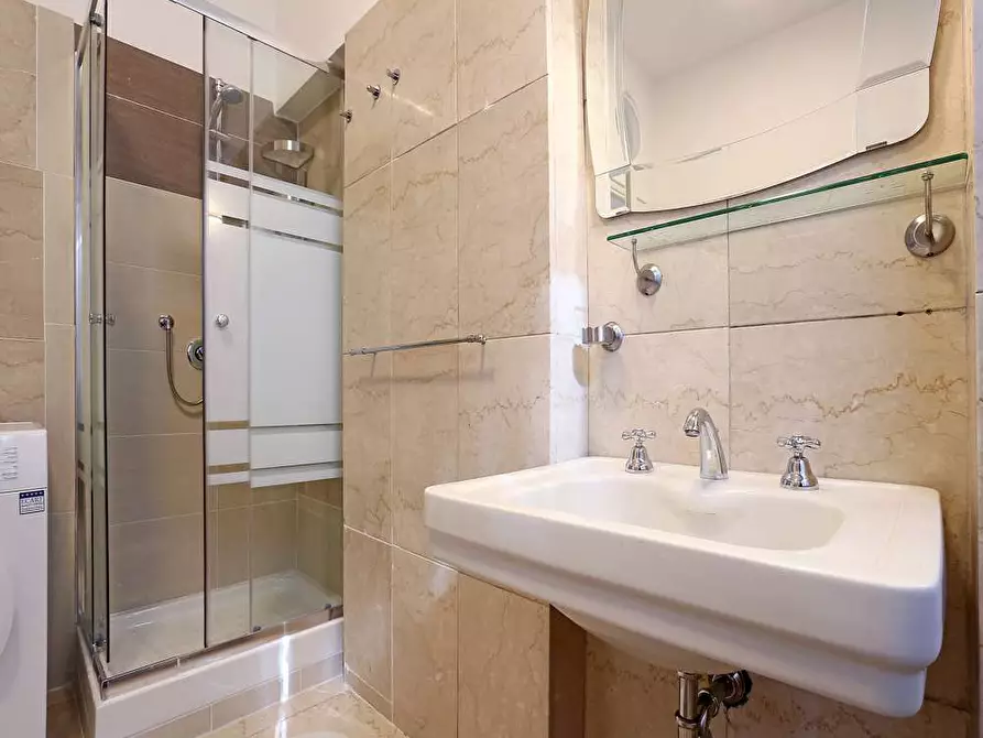 Immagine 71 di Camera in affitto  in Via Rodolfo Lanciani1 a Roma