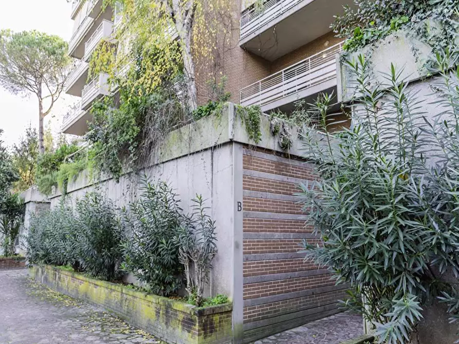 Immagine 22 di Camera in affitto  in Via Fiume delle Perle146 a Roma