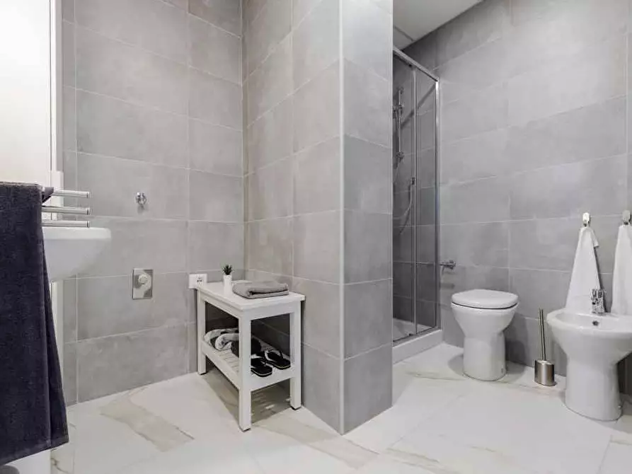 Immagine 24 di Camera in affitto  in Viale Bligny28 a Milano