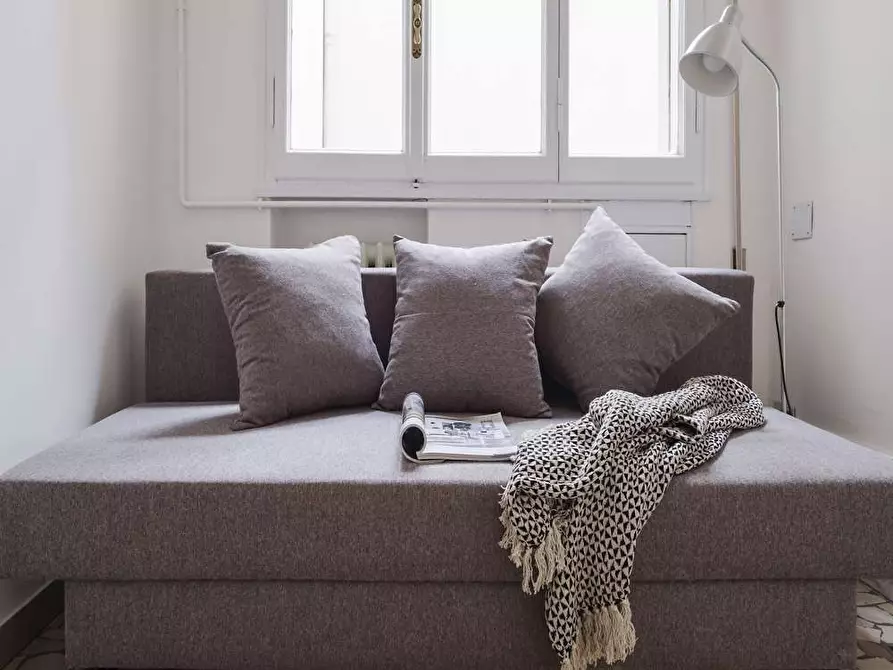 Immagine 45 di Camera in affitto  in Via delle Belle Arti21 a Bologna