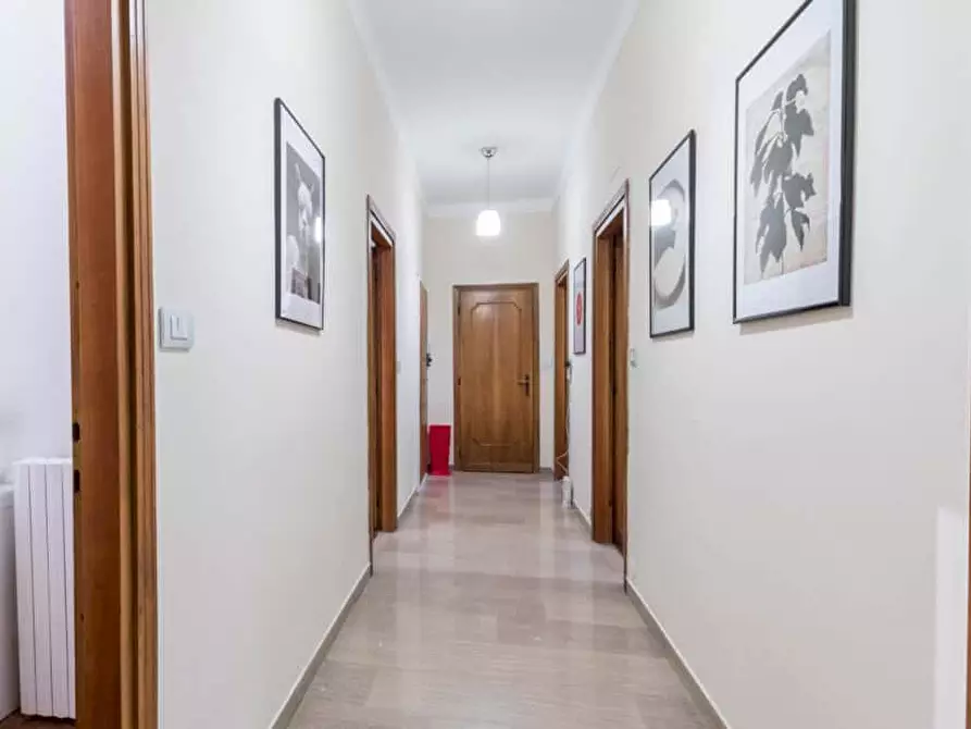 Immagine 11 di Camera in affitto  in Viale Regina Margherita33 a Milano