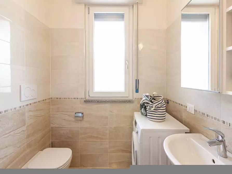 Immagine 26 di Camera in affitto  in Via Giuseppe Regaldi19 a Milano