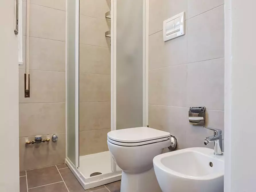 Immagine 55 di Camera in affitto  in Via delle Belle Arti21 a Bologna