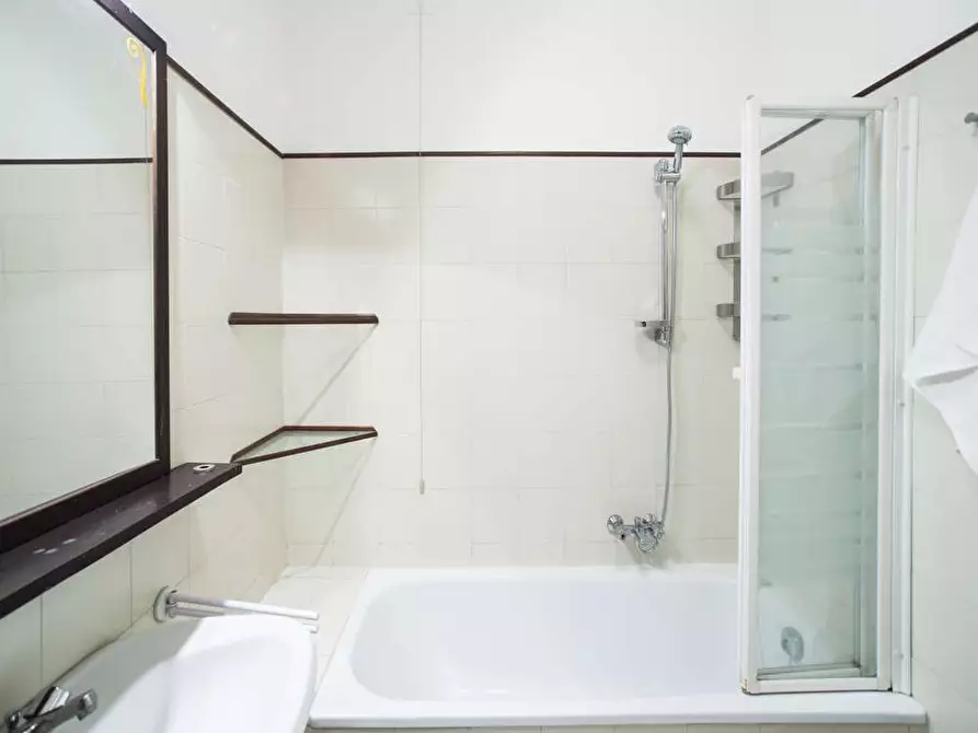 Immagine 36 di Camera in affitto  in Via dei Missaglia13 a Milano