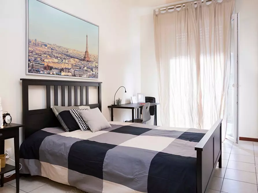 Immagine 4 di Camera in affitto  in Via Salvatore Barzilai19 a Milano