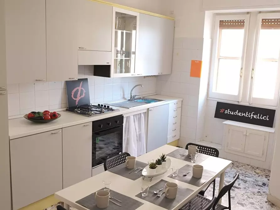 Immagine 12 di Camera in affitto  in Via Nizza29 a Sassari