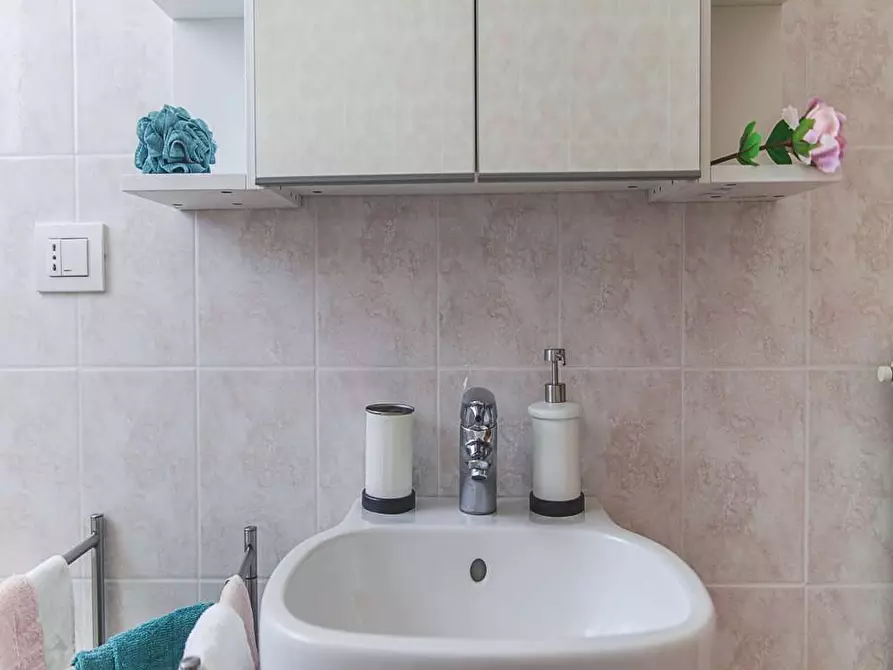 Immagine 28 di Camera in affitto  in Via Vittorio Gassman3 a Milano