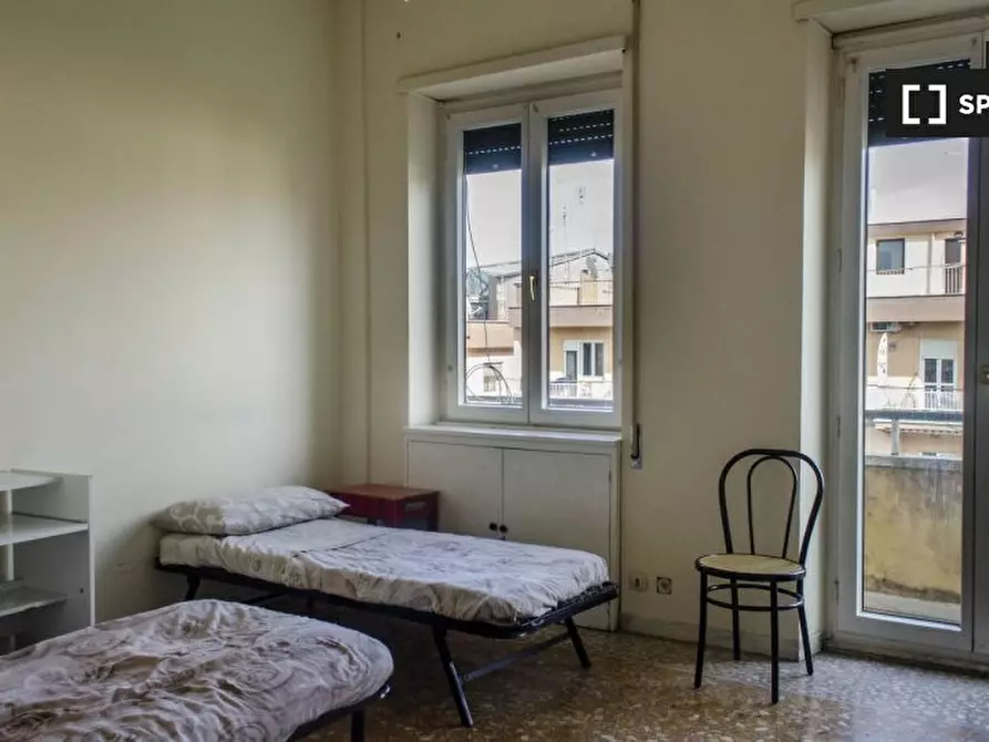 Camera condivisa in affitto in Via Ozanam a Roma