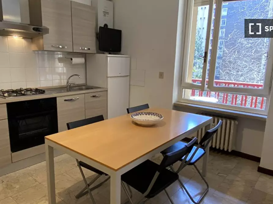 Appartamento in affitto in Via Bergognone a Milano