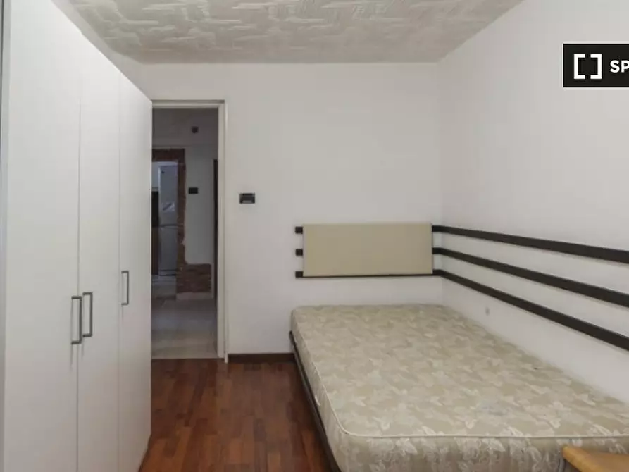 Camera condivisa in affitto in Via Bambaglioli Graziolo a Bologna