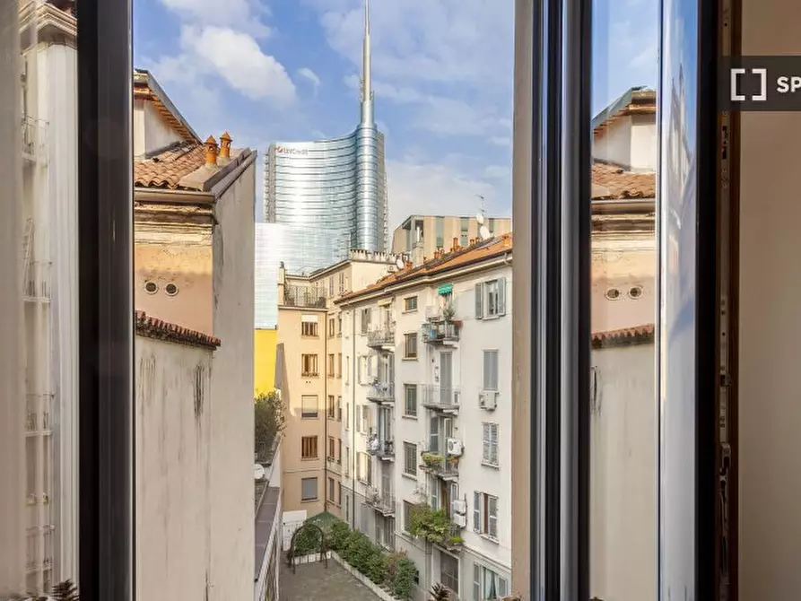 Appartamento in affitto in Via Gaspare Rosales a Milano