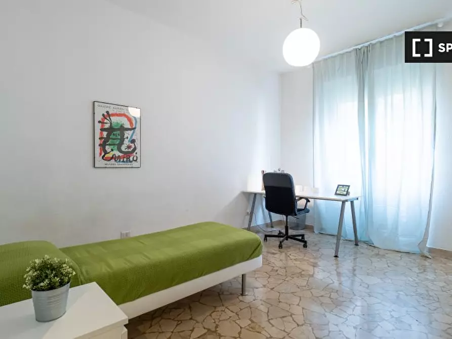Camera condivisa in affitto in Via Fratelli Rosselli a Milano