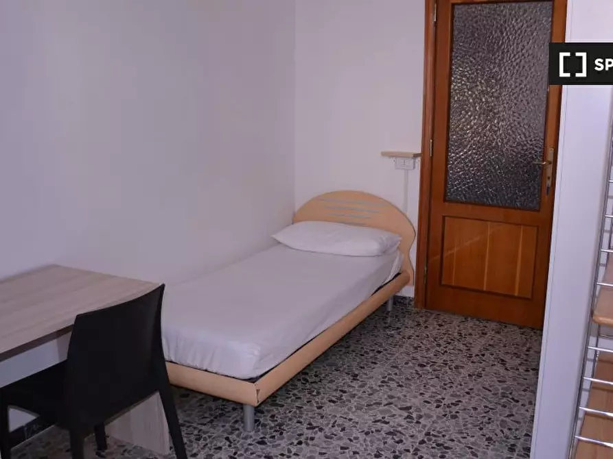 Camera condivisa in affitto in Via Pola a Cagliari