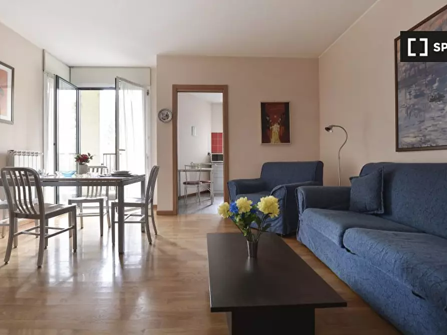 Appartamento in affitto in Viale Cassala, 20143 Milano MI, Italy a Milano