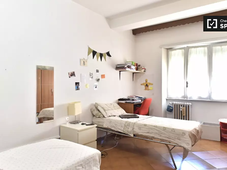 Camera condivisa in affitto in Via Giuseppe Perrucchetti a Roma