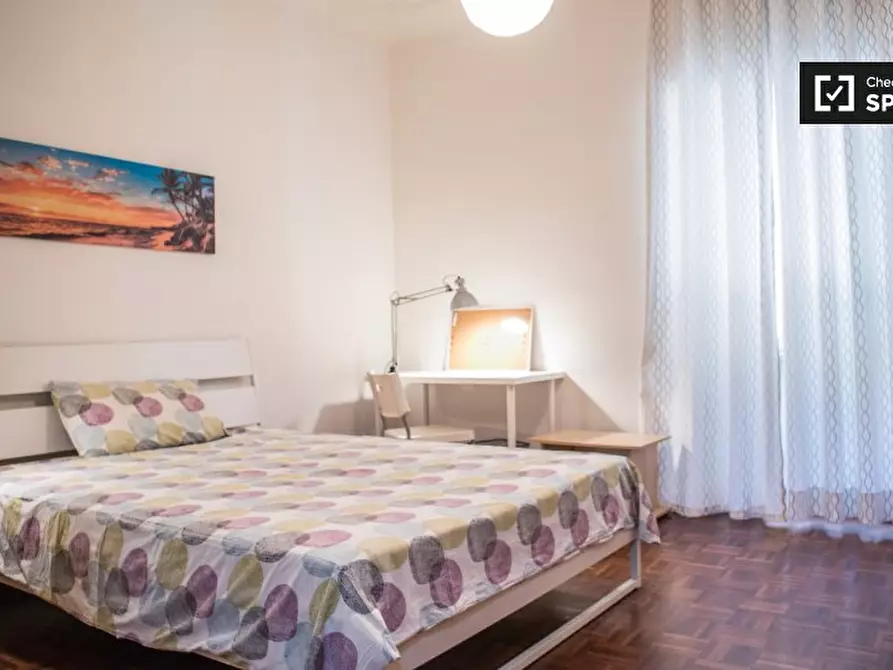 Camera condivisa in affitto in Via Salaria, 00198 Roma RM, Italy a Roma