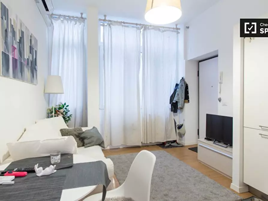 Appartamento in affitto in Via Verona a Milano
