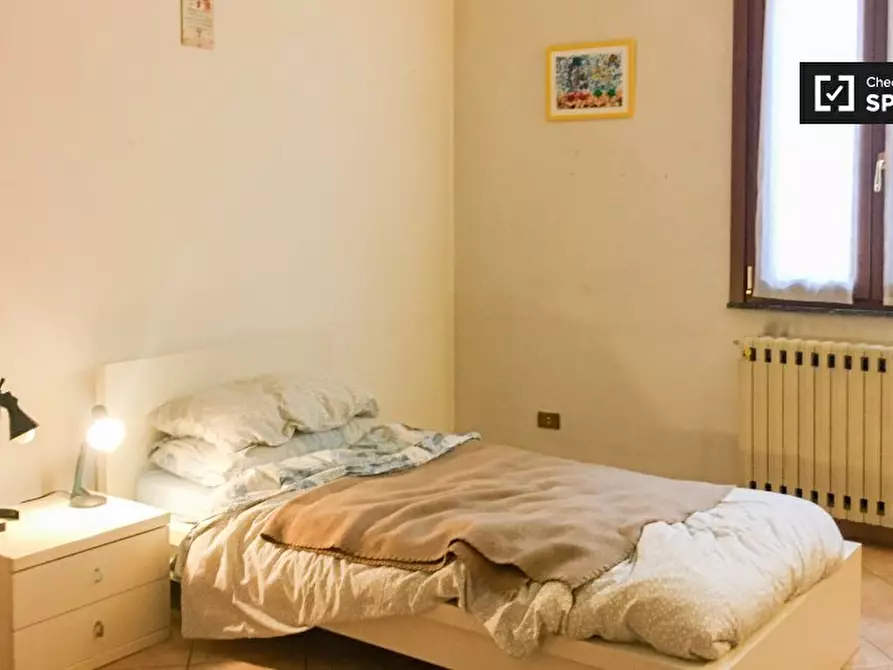 Camera condivisa in affitto in Via Ugo Foscolo a Sesto San Giovanni