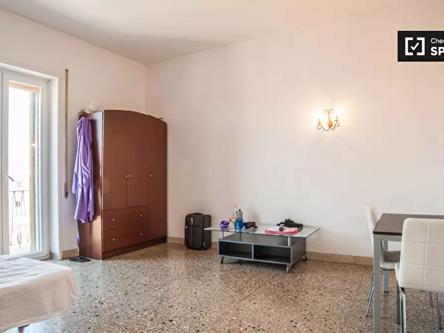 Camera condivisa in affitto in Via Nomentana Nuova, 00141 Roma RM, Italy a Roma