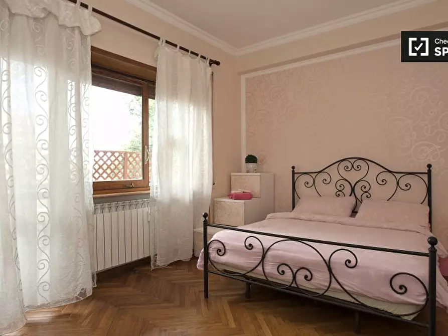 Camera condivisa in affitto in Via Deruta a Roma