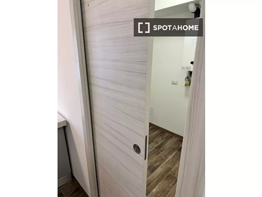 Immagine 13 di Ufficio in affitto  in Via V. Veneto a Bovisio-Masciago