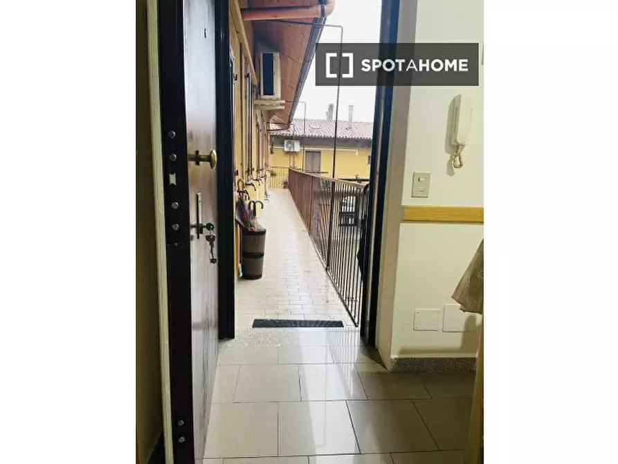 Immagine 5 di Camera condivisa in affitto  in Via Siro Capsoni a Milano