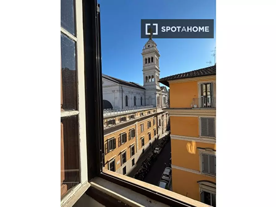 Immagine 11 di Camera condivisa in affitto  in Via Magenta a Roma