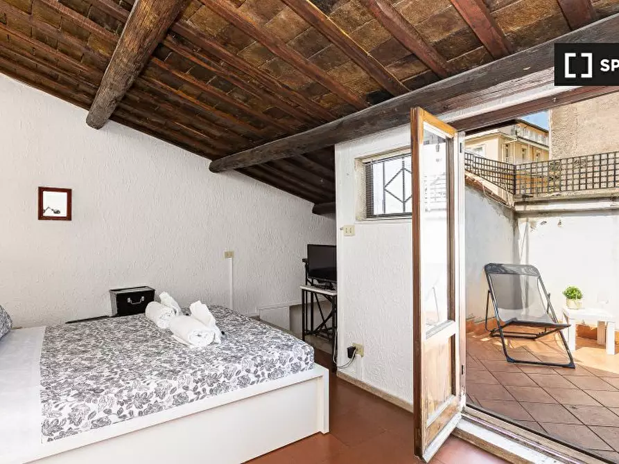 Immagine 7 di Appartamento in affitto  in Via dell'Arco della Ciambella a Roma