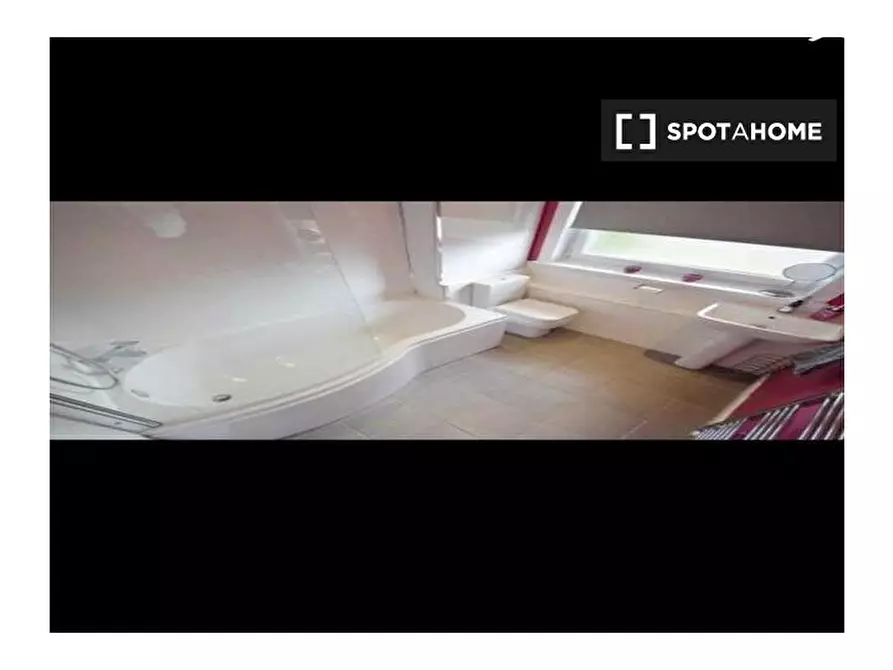 Immagine 5 di Camera condivisa in affitto  in Tantallon Rd a Glasgow