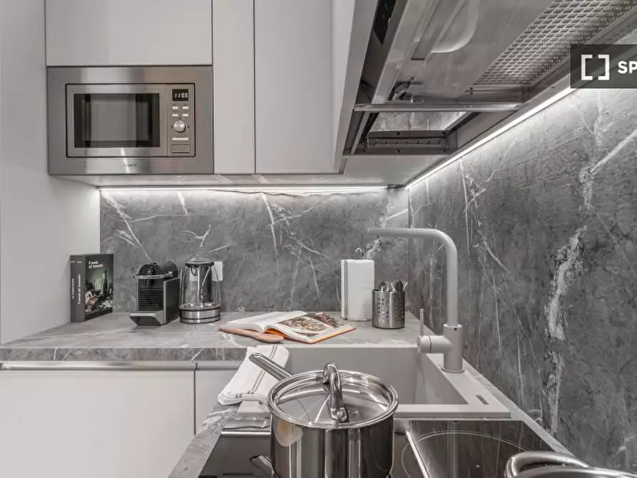 Immagine 8 di Appartamento in affitto  in Via Vitruvio a Milano