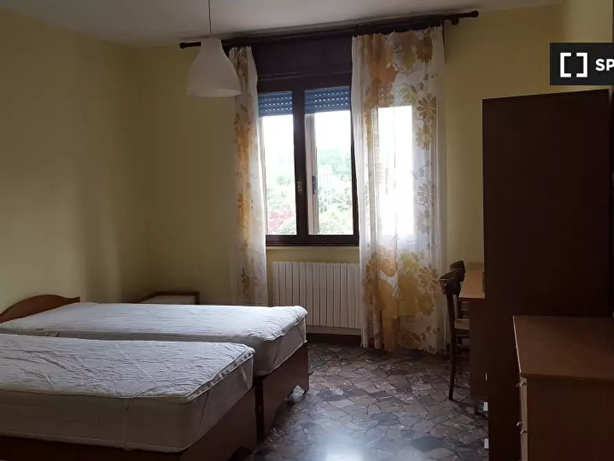 Immagine 1 di Camera condivisa in affitto  in Via Plebiscito a Padova