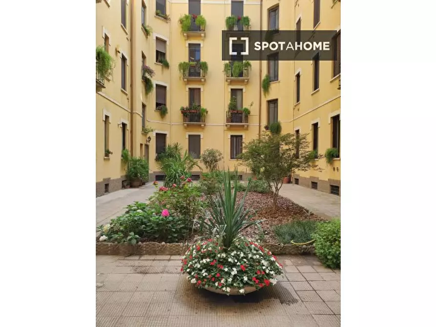 Immagine 2 di Appartamento in affitto  in Via Vitruvio a Milano