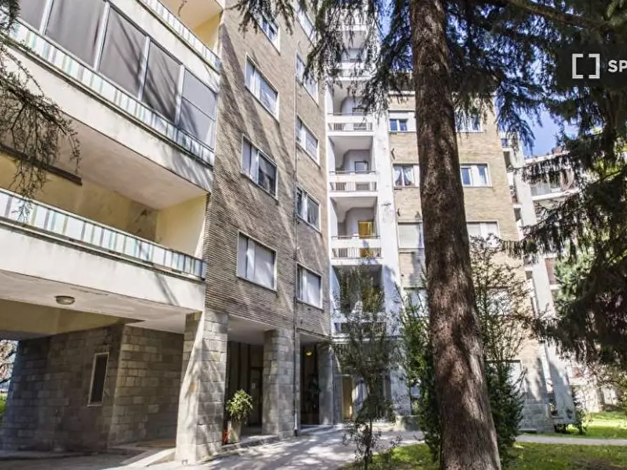 Immagine 15 di Camera condivisa in affitto  in Via Moncalvo a Milano