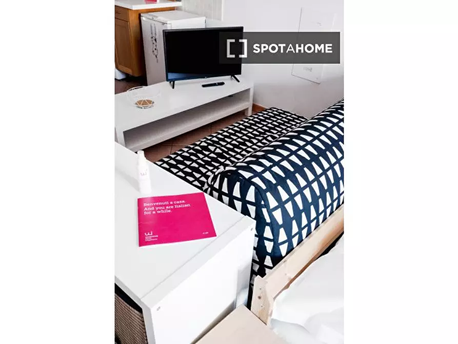 Immagine 6 di Ufficio in affitto  in Via S. Vitale a Bologna