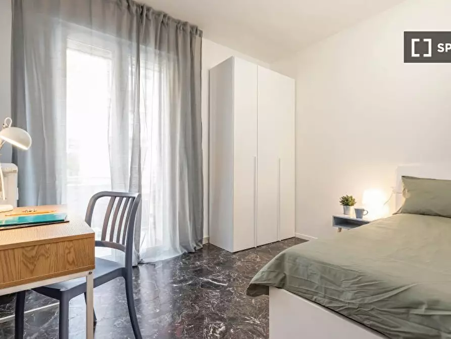 Immagine 3 di Camera condivisa in affitto  in Via Curzola a Padova