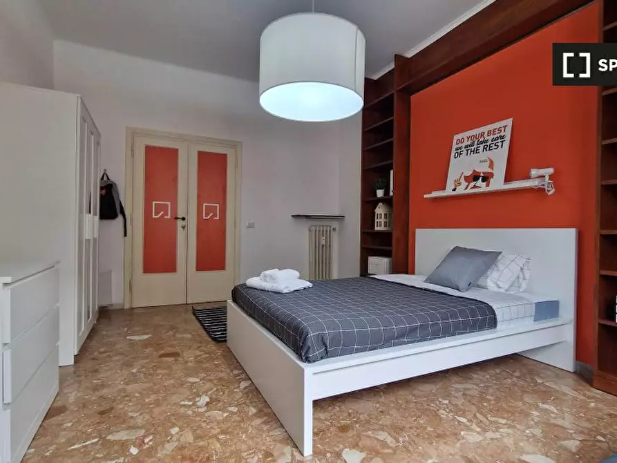 Immagine 3 di Camera condivisa in affitto  in Piazza Cardinal Ferrari a Roma