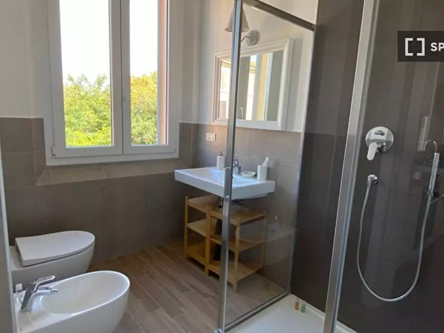 Immagine 4 di Appartamento in affitto  in Via Giuseppe Massarenti a Bologna