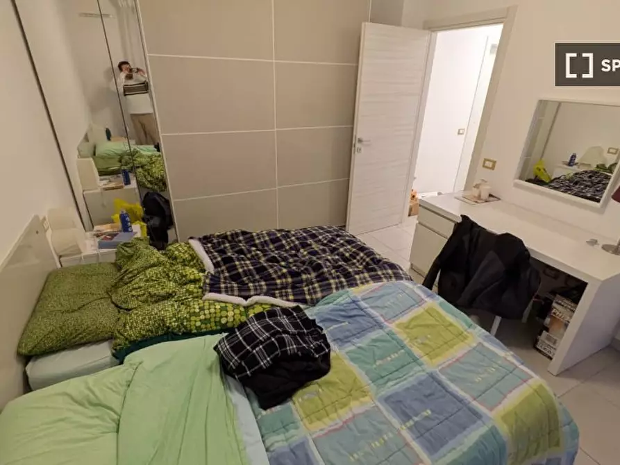 Immagine 3 di Camera condivisa in affitto  in Via Donato Creti a Bologna