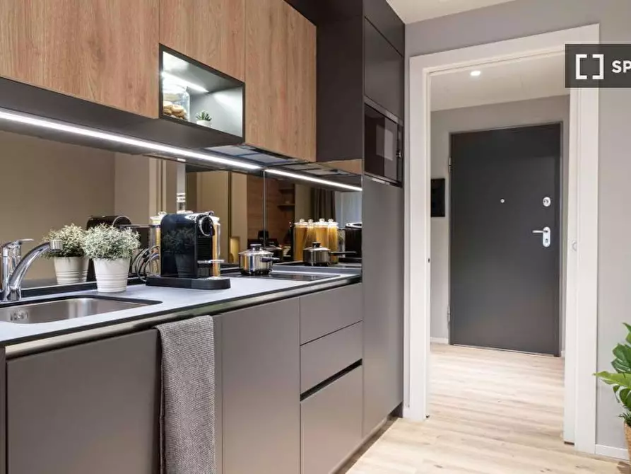 Immagine 5 di Ufficio in affitto  in Viale Monza a Milano