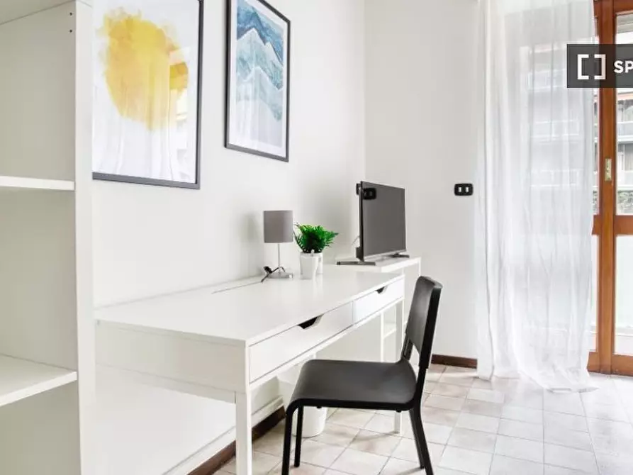 Immagine 5 di Camera condivisa in affitto  in Via Ronchi a Milano