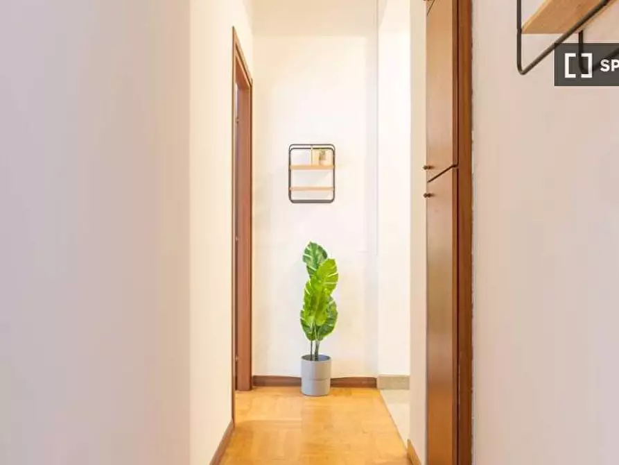 Immagine 19 di Camera condivisa in affitto  in Via Novegno a Milano