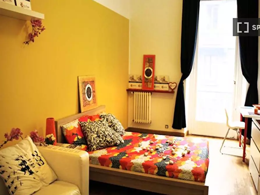 Immagine 1 di Camera condivisa in affitto  in Via Niccolò Paganini a Milano