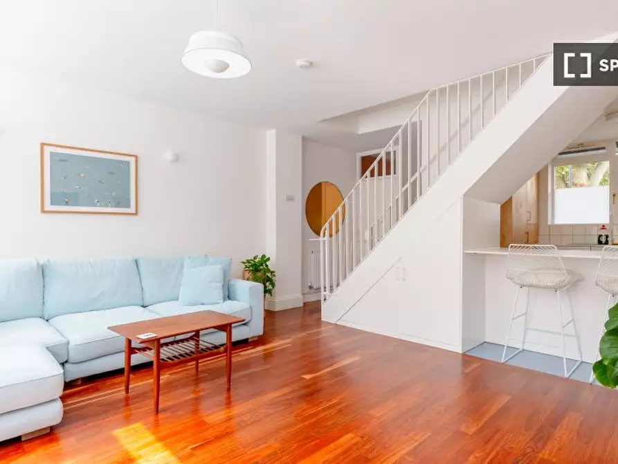 Immagine 11 di Appartamento in affitto  in Crondall Ct a Islington