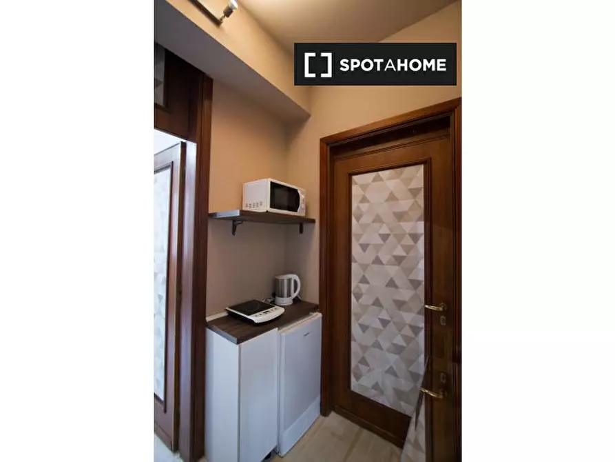 Immagine 2 di Appartamento in affitto  in Via dei Piatti a Milano