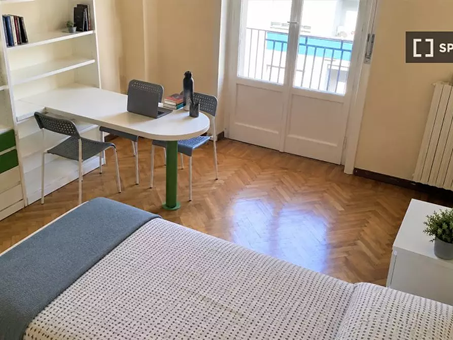 Immagine 4 di Camera condivisa in affitto  in Via Sighele a Milano
