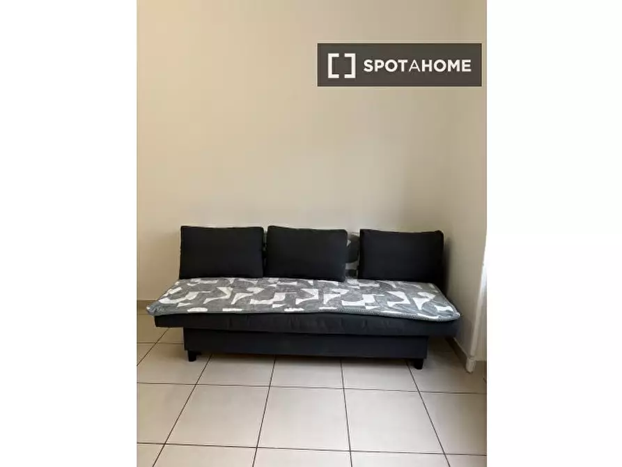 Immagine 12 di Appartamento in affitto  in Viale Liguria a Milano